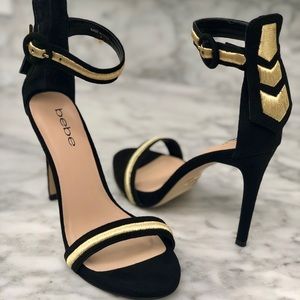 Bebe women’s Stephaniee black military high heel 6